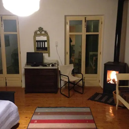 Mistra Estates The Vine Pikouliánika