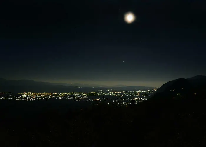 Feriehus Mistra Estates The Vine